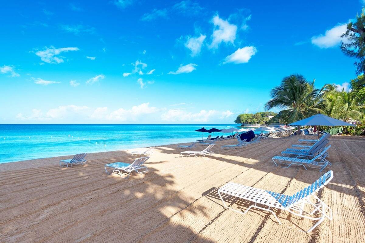 Apartment, 5 Bedrooms | Beach