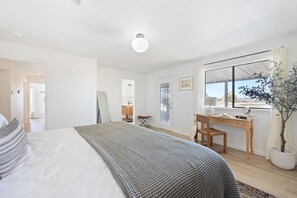4 makuuhuonetta, silitysrauta/-lauta, vauvan matkasänky, ilmainen Wi-Fi