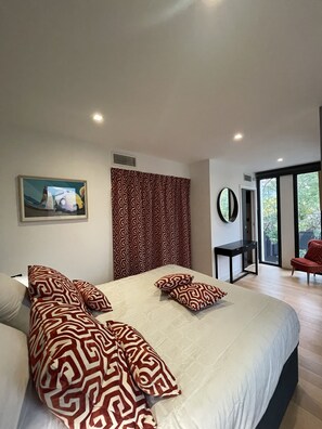 4 Schlafzimmer, Bügeleisen/Bügelbrett, kostenloses WLAN, Bettwäsche