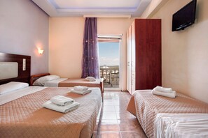 1 bedroom, iron/ironing board, free WiFi, bed sheets - Studio 'Zante View Family 2' with Sea View, Shared Pool and Wi-Fi (Tsilivi)