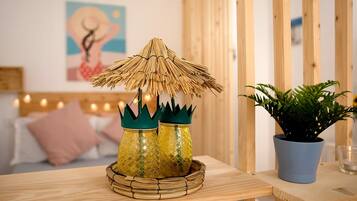 1 chambre, fer et planche à repasser, Wi-Fi gratuit, draps fournis