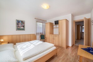 3 Schlafzimmer, kostenloses WLAN, Bettwäsche