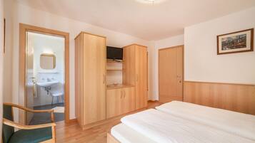 3 chambres, Wi-Fi gratuit, draps fournis