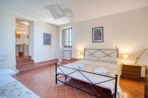 1 chambre, Wi-Fi gratuit, draps fournis