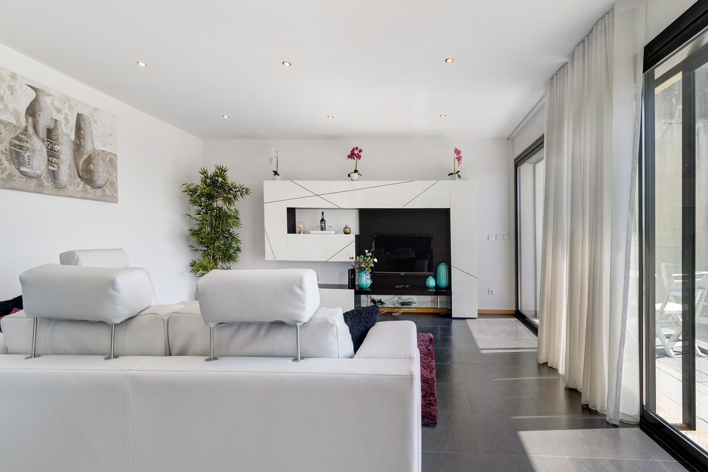 Holiday Apartment 'Sublime Mundo' With Shared Pool, Balcony & Wi-fi - Apúlia