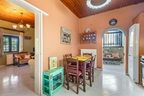 Télévision, chaîne hi-fi