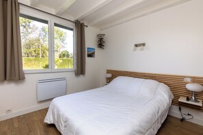 2 habitaciones, tabla de planchar con plancha y wifi gratis 