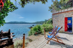 Property grounds - Apartment Ilvia – Agriturismo Cotetonda near the beach with private terrace (Marciana Marina)