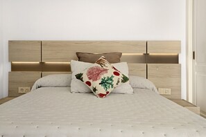 3 habitaciones, tabla de planchar con plancha y wifi gratis 