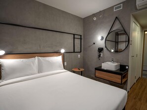 Kamar Standar, 1 Tempat Tidur Double | Brankas, kedap suara, dan Wi-Fi gratis