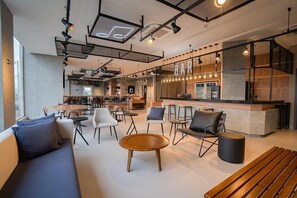 Bar (in der Unterkunft)