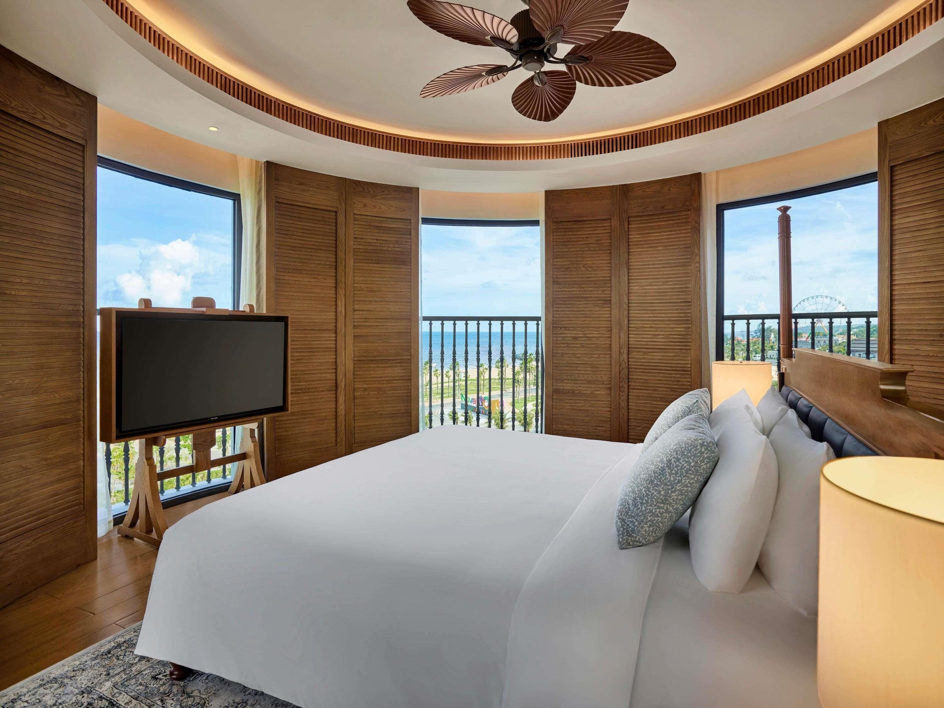 Suíte, 1 cama King, vista para o mar | Frigobar, cofres nos quartos, quartos à prova de som