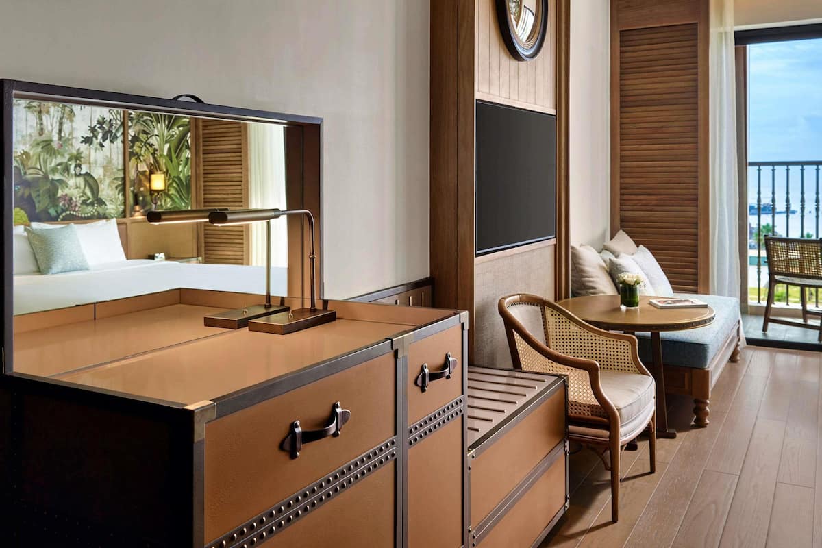 Minibar, in-room safe, soundproofing, iron/ironing board