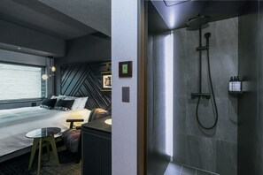 Standard Room, 1 Queen Bed | Bathroom | Hair dryer, slippers, bidet, towels - Mercure Tokyu Stay Osaka Namba (Osaka)