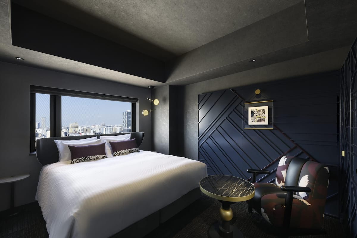 Superior Room, 1 Queen Bed (with Washing Machine) | In-room safe, desk, blackout curtains, iron/ironing board