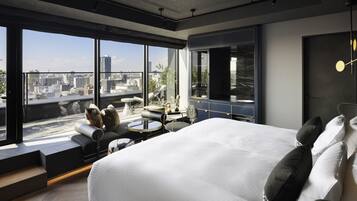 Habitación Premium con 2 camas individuales, 2 camas individuales | Caja de seguridad en la habitación, escritorio y cortinas blackout