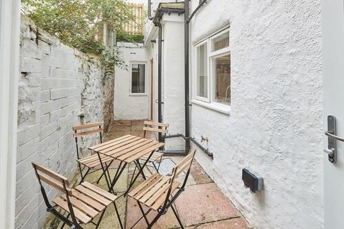 Host & Stay | Apartment 1, High Street