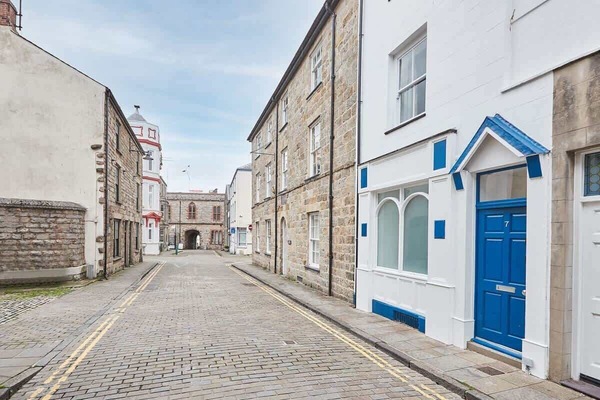 Apartment 2 @ High Street, Caernarfon - Host & Stay
