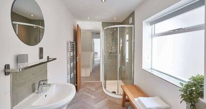 Host & Stay | Apartment 2, High Street