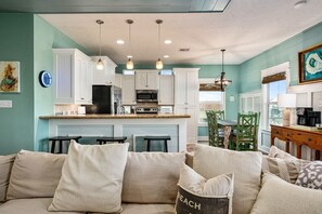 House, 3 Bedrooms | Living area | Smart TV, streaming services - The Beach House 3 Bedroom Home by RedAwning (Port Bolivar)