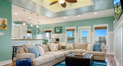 The Beach House 3 Bedroom Home by RedAwning