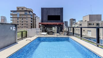 Bồn tắm spa ngoài trời