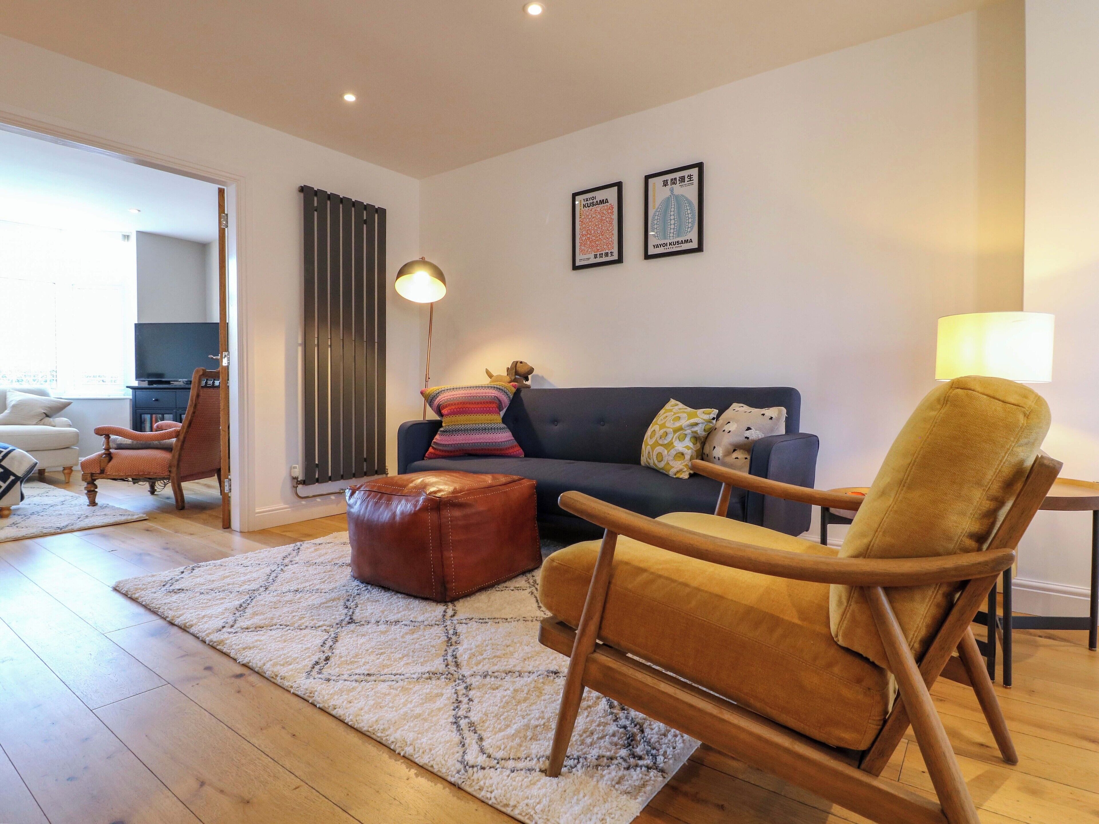 Cottage | Living area