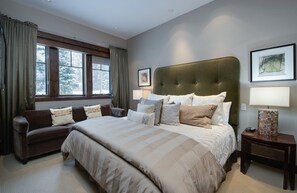 4 Schlafzimmer, Bügeleisen/Bügelbrett, kostenloses WLAN, Bettwäsche