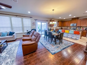 Interior - Spacious 5-King Bed Mansion | 15 Min to Downtown Austin (Pflugerville)