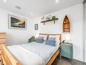 1 chambre, fer et planche à repasser, Wi-Fi gratuit, draps fournis