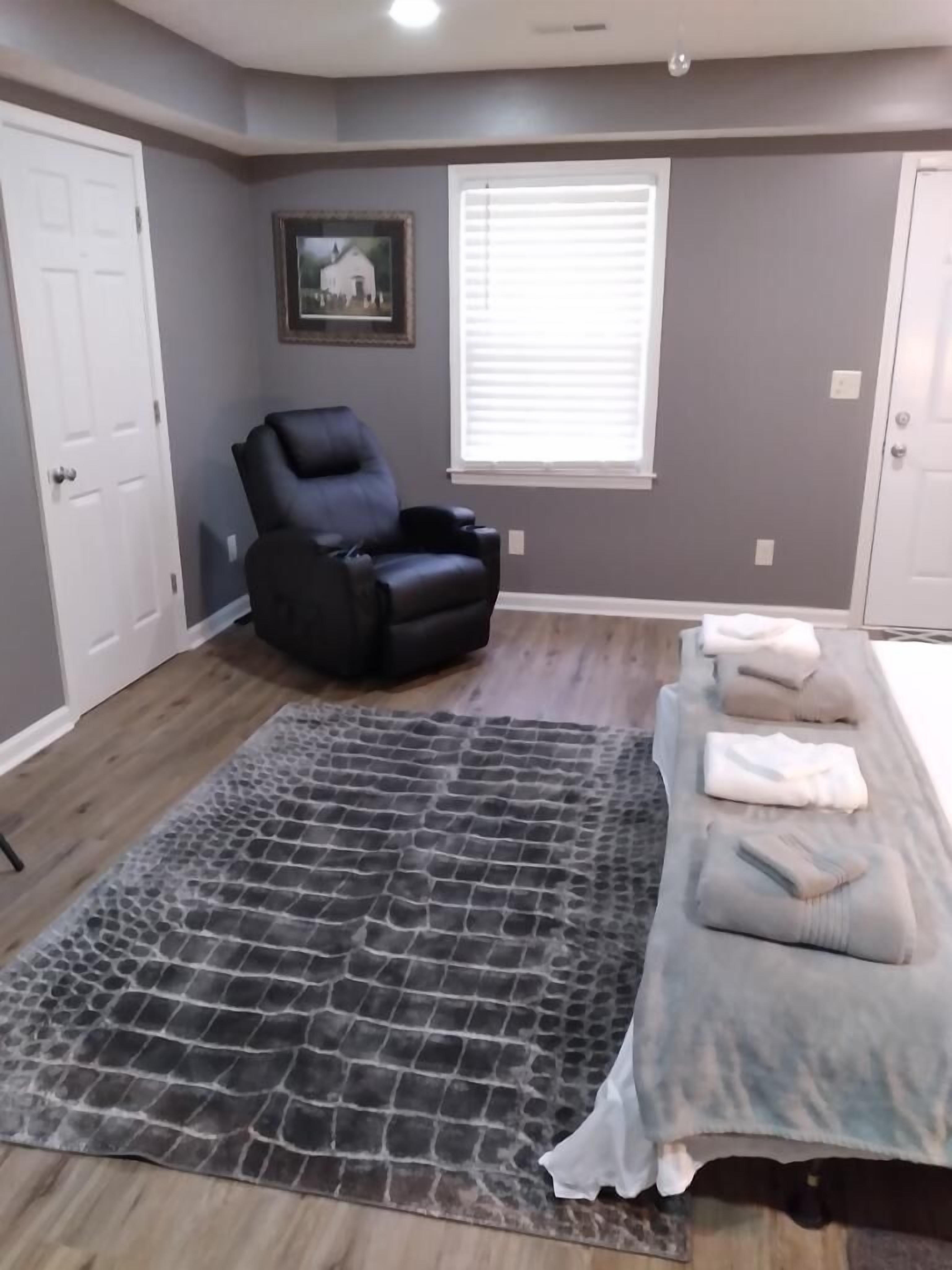 4 chambres, fer et planche à repasser, Wi-Fi gratuit, draps fournis