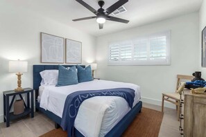 4 chambres, fer et planche à repasser, lit de bébé portatif, Wi-Fi