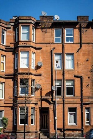 Exterior - Charming 1-bed Southside Flat in Great Location (Glasgow)