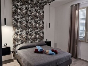 1 bedroom, desk, iron/ironing board, free WiFi - House Durante A (Palermo)