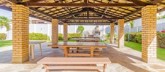 PFL03 3 Bedroom Apartment 200m from the beach