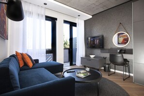 Premium bedding, in-room safe, desk, laptop workspace - Bridgewater Apartments by Century City Hotels (Cape Town)