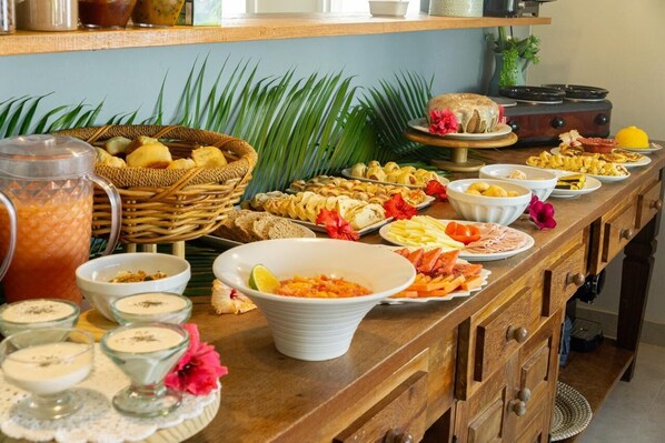 Petit déjeuner buffet compris tous les jours
