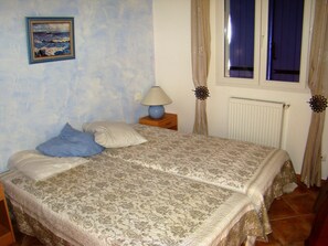 3 Schlafzimmer, Reisekinderbett, kostenloses WLAN