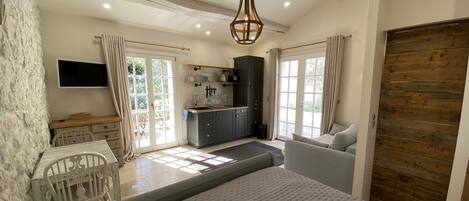 1 Schlafzimmer, Bügeleisen/Bügelbrett, kostenloses WLAN, Bettwäsche