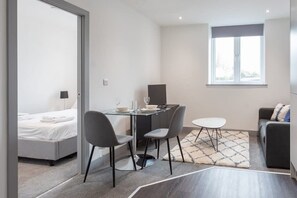 1 chambre, fer et planche à repasser, Wi-Fi, draps fournis