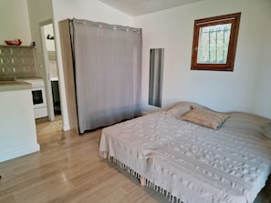 Desk, iron/ironing board, travel cot, free WiFi - Studio for 2 persons (poggio mezzana)