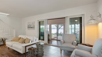 Smart TV, fireplace, video games, DVD player