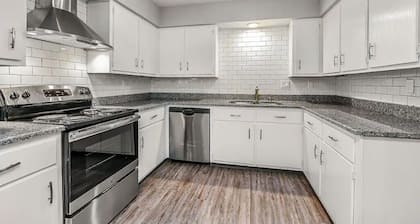 NEAR TX A&M, HWY 6 , NO CLEANING FEE ,ENTIRE Blace