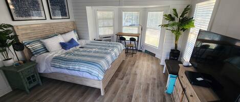 1 bedroom, desk, iron/ironing board, free WiFi