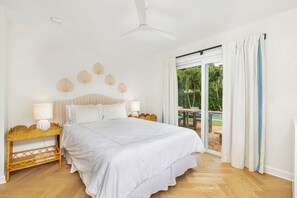 2 soverom, skrivebord, strykejern/-brett og wi-fi (inkludert)