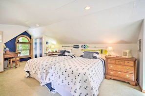 1 bedroom, desk, iron/ironing board, travel crib