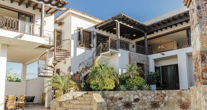 Villa Fuego by Desert Villas