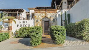 Exterior - Villa Fuego by Desert Villas (BCS)