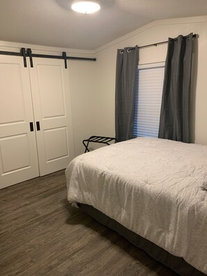 3 Schlafzimmer, Bügeleisen/Bügelbrett, kostenloses WLAN, Bettwäsche