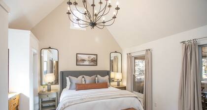 Storybook Cottage in Leipers Fork, TN